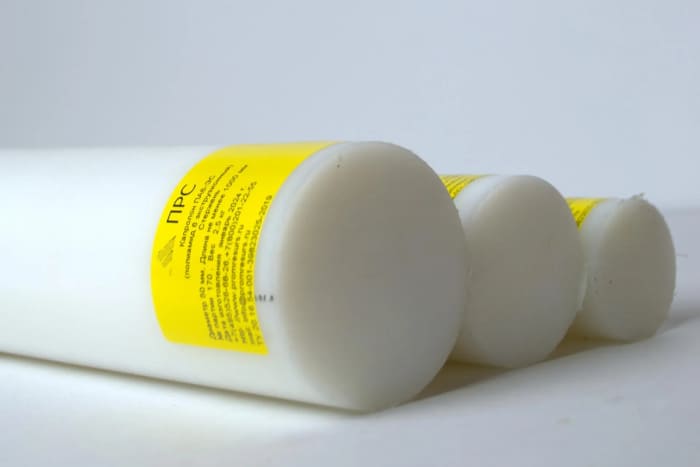 Чем резать капролон? Чем резать капролон?